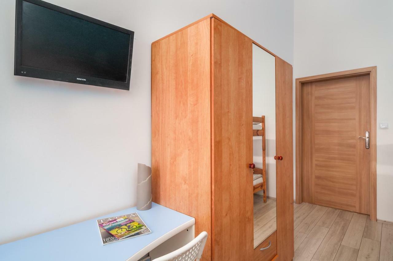 Puffa Hostel Lux Warszawa Rom bilde