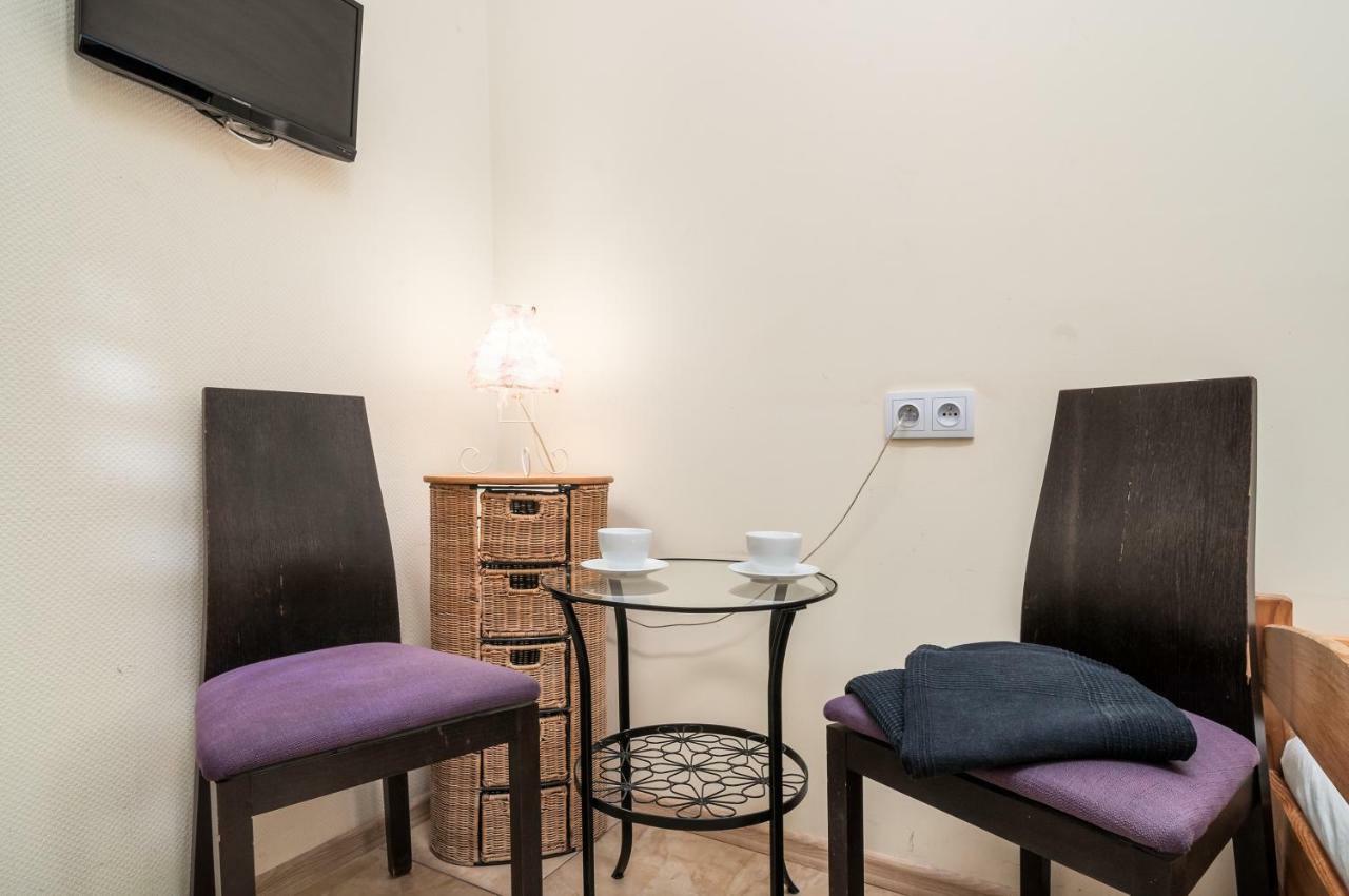 Puffa Hostel Lux Warszawa Eksteriør bilde
