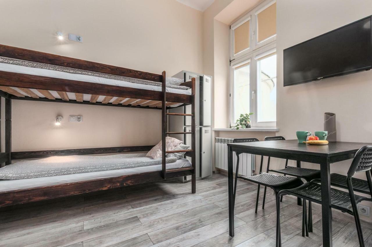 Puffa Hostel Lux Warszawa Eksteriør bilde