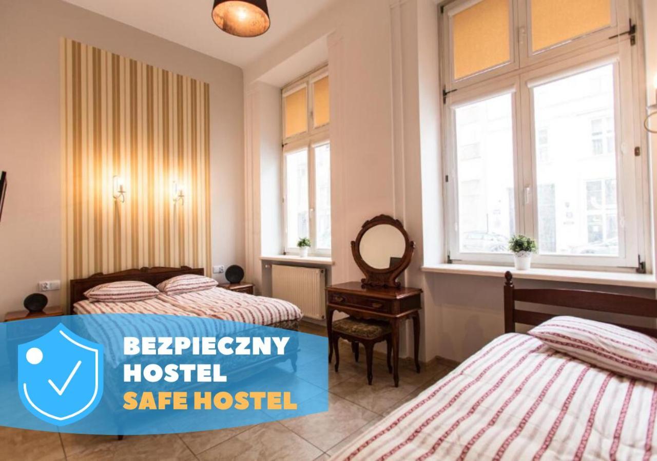 Puffa Hostel Lux Warszawa Eksteriør bilde
